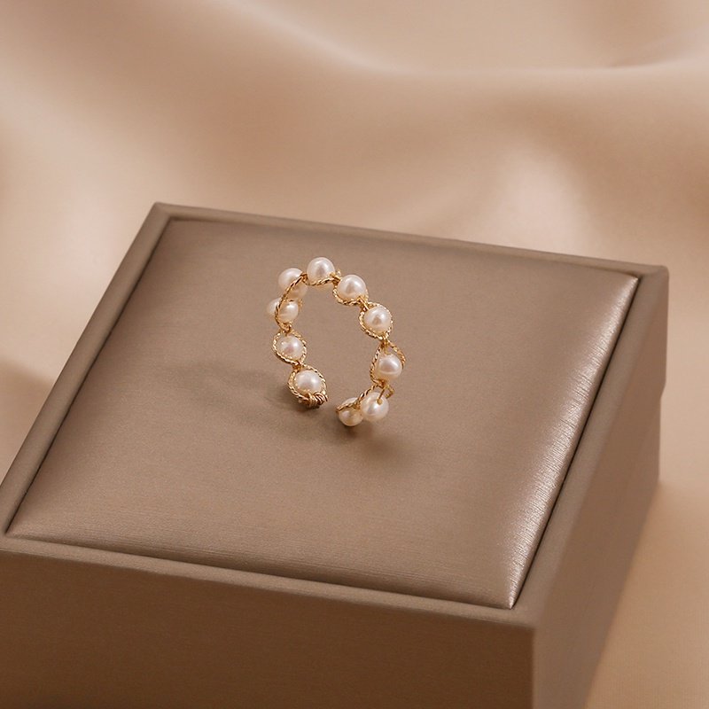 1Artificial pearl crown ring female niche design personalized ring index finger ring 1Artificial pearl crown ring female niche design personalized ring index finger ring