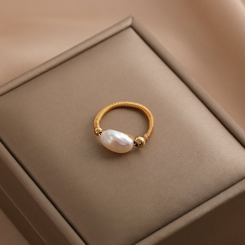 3i pearl inlaid niche design high-end French retro temperament middle finger ring female 3i pearl inlaid niche design high-end French retro temperament middle finger ring female