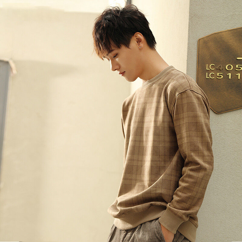 Crew Neck Long Sleeves Sweatshirt Crew Neck Long Sleeves Sweatshirt