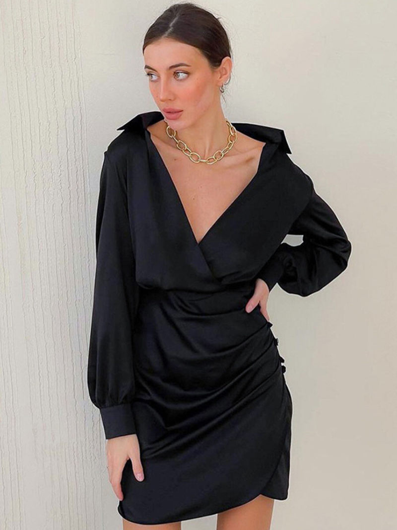 Deep v-neck temperament of emulation silk skirt Deep v-neck temperament of emulation silk skirt