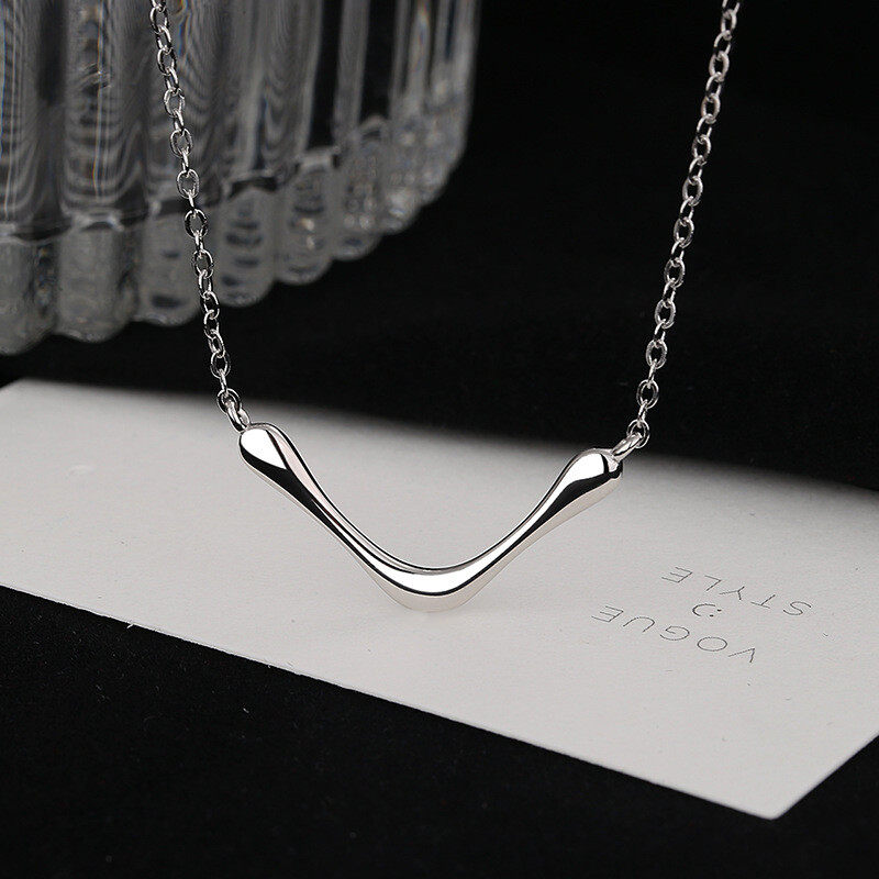 v necklaces v necklaces