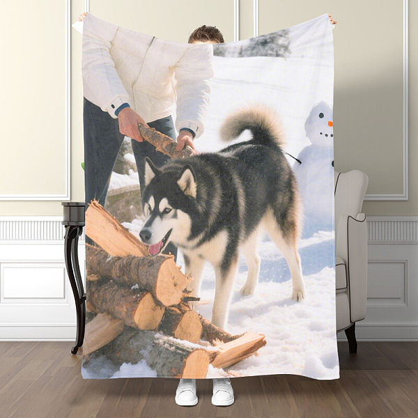 Cute animal and pet patterned blanket, a great gift for small animal enthusiasts. Soft and lightweight flannel blanket for children and adults