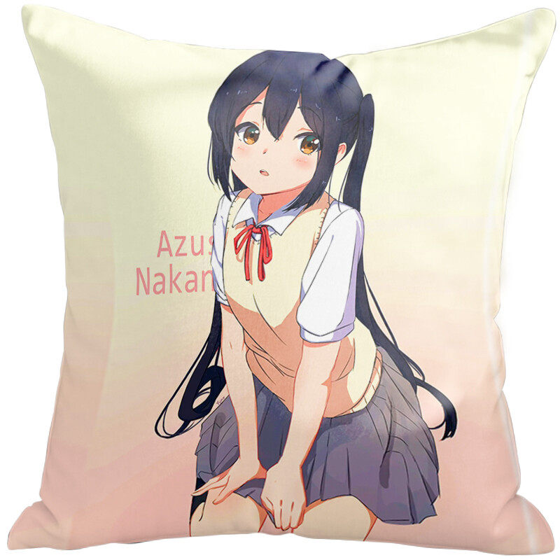 Japanese style character pillows are breathable and made of various materials. They are used for living room, bedroom, sofa decoration, cushions, and pillows