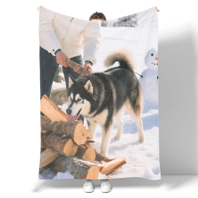 Cute animal and pet patterned blanket, a great gift for small animal enthusiasts. Soft and lightweight flannel blanket for children and adults