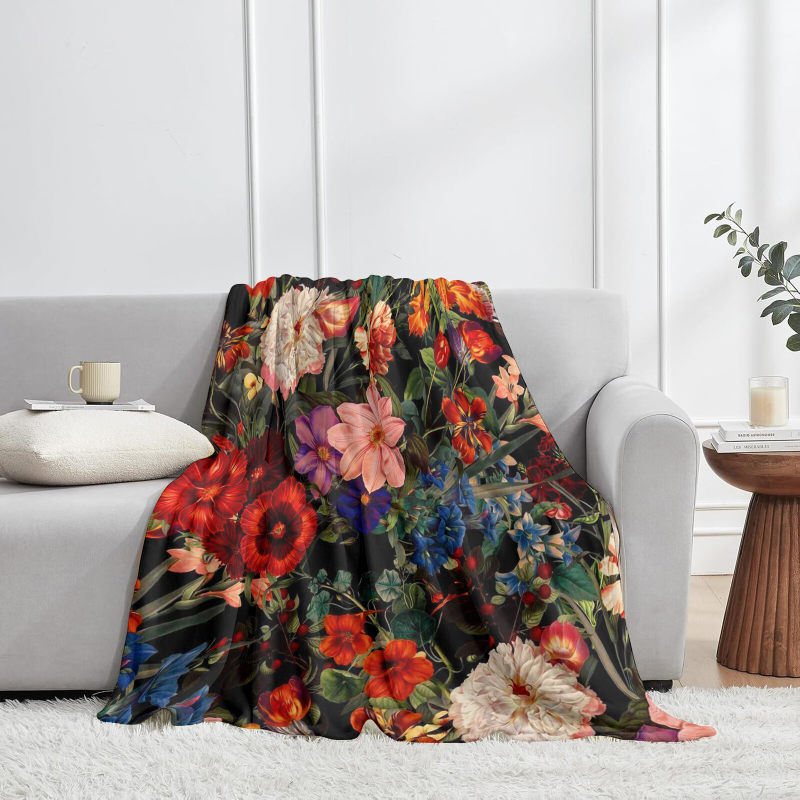 Wholesale of various flower-patterned blankets at favorable prices. Any pattern can be customized