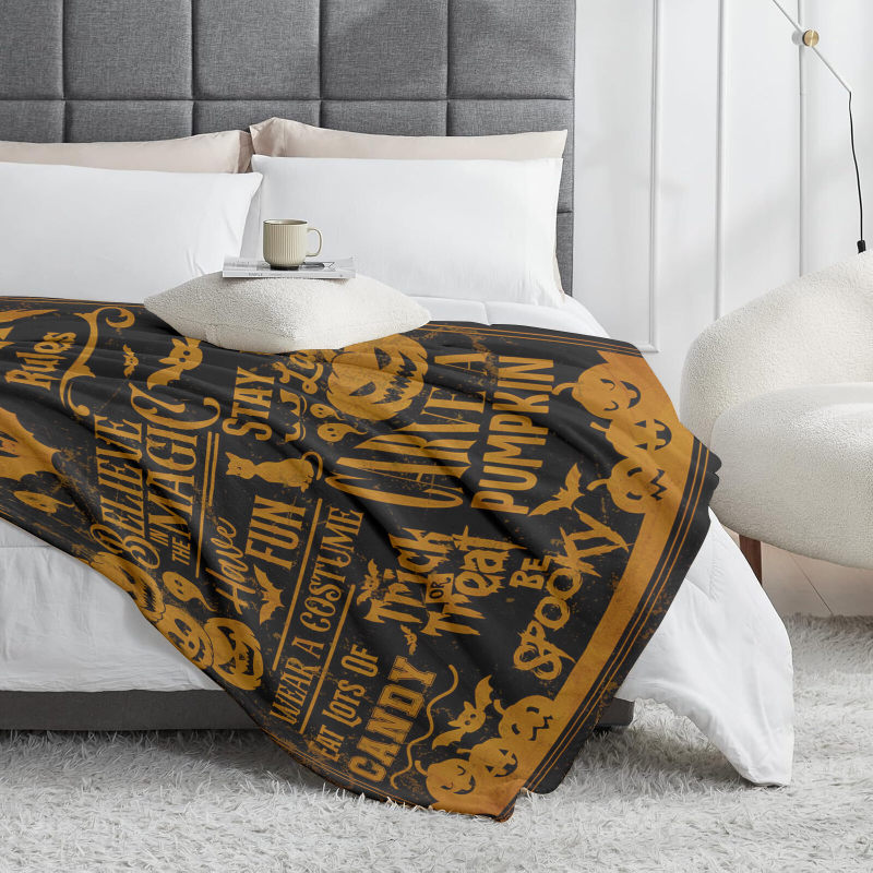 Wholesale Halloween-patterned blankets at discounted prices