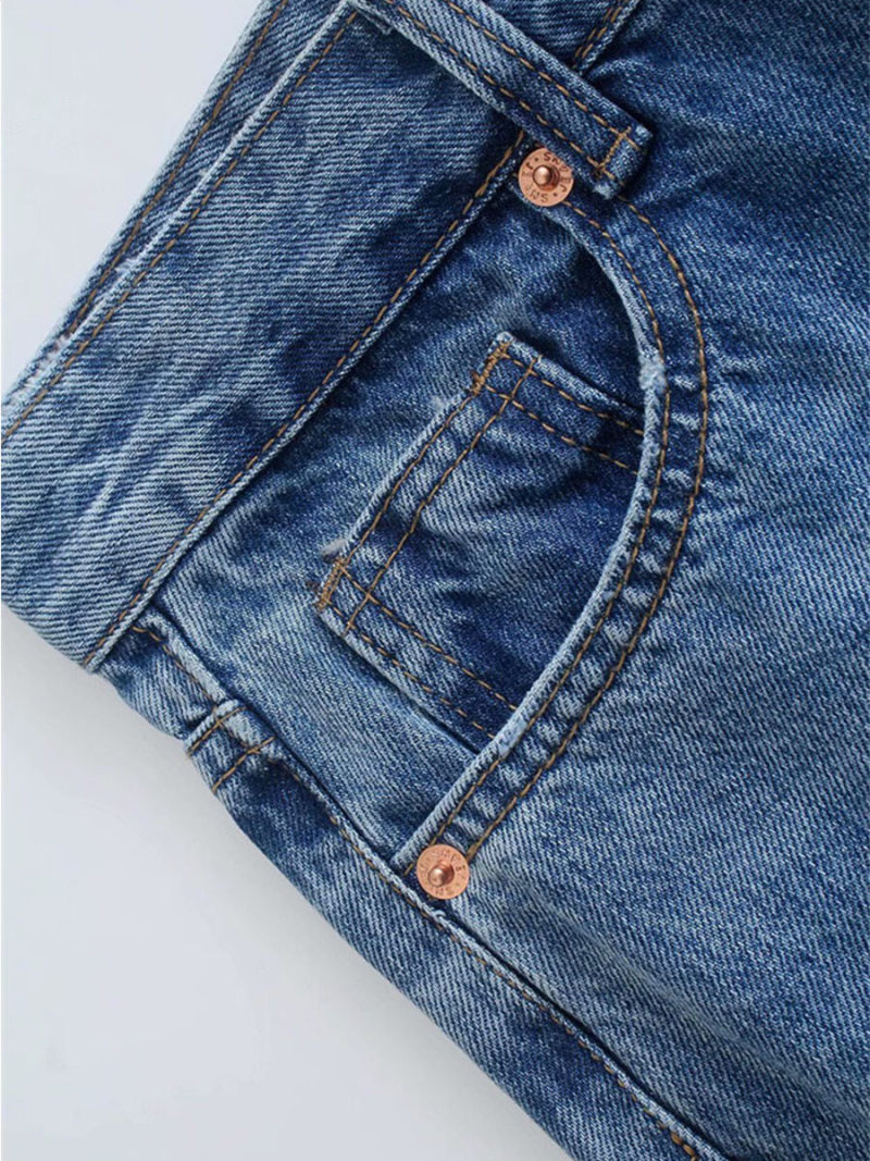 Tall waist blue wide-legged jeans