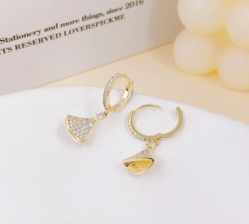 Earrings with diamante in gold   s925 hoop