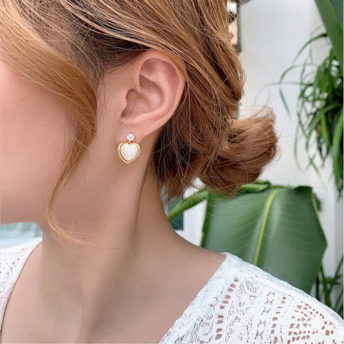 Pearl sugared heart drop earrings  s925 hoop