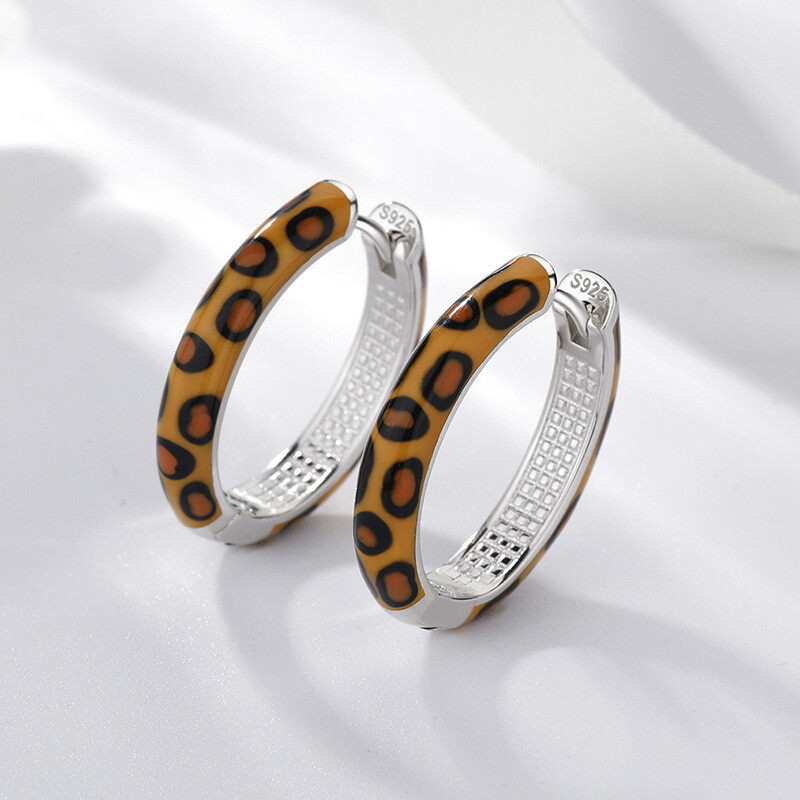 Dextera hoop earrings