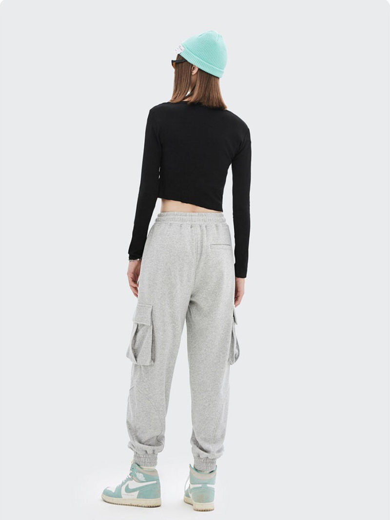 New product  brief paragraph long sleeve T-shirt