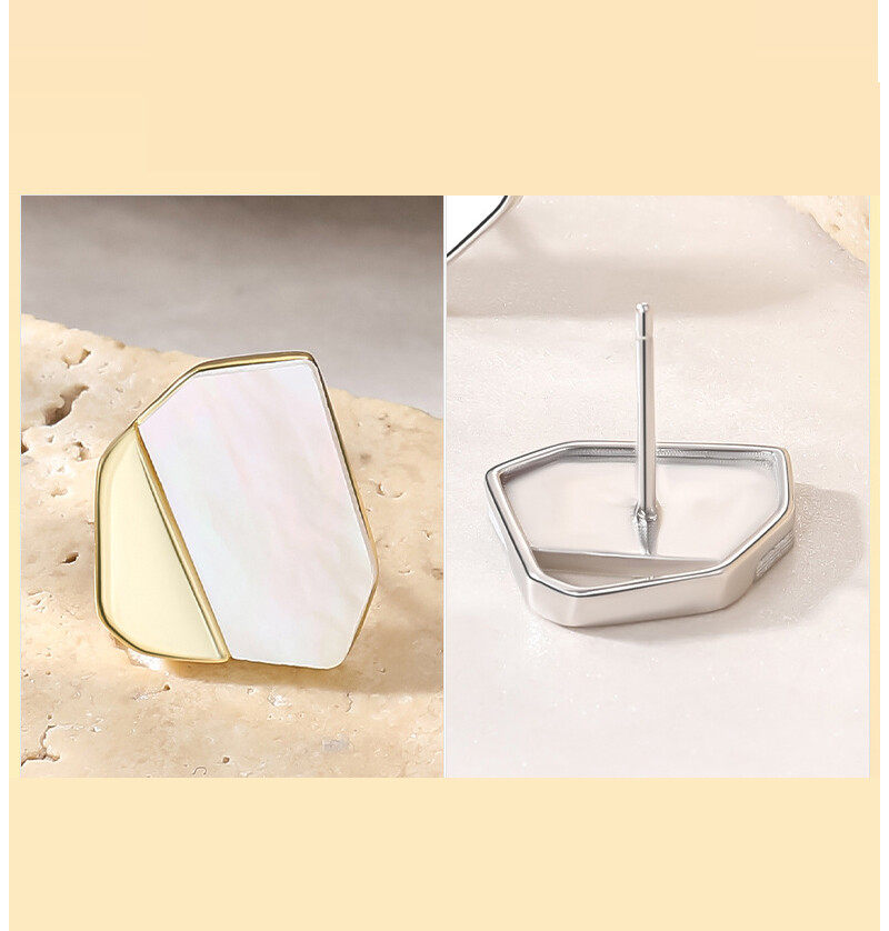 Shell stud earrings  s925