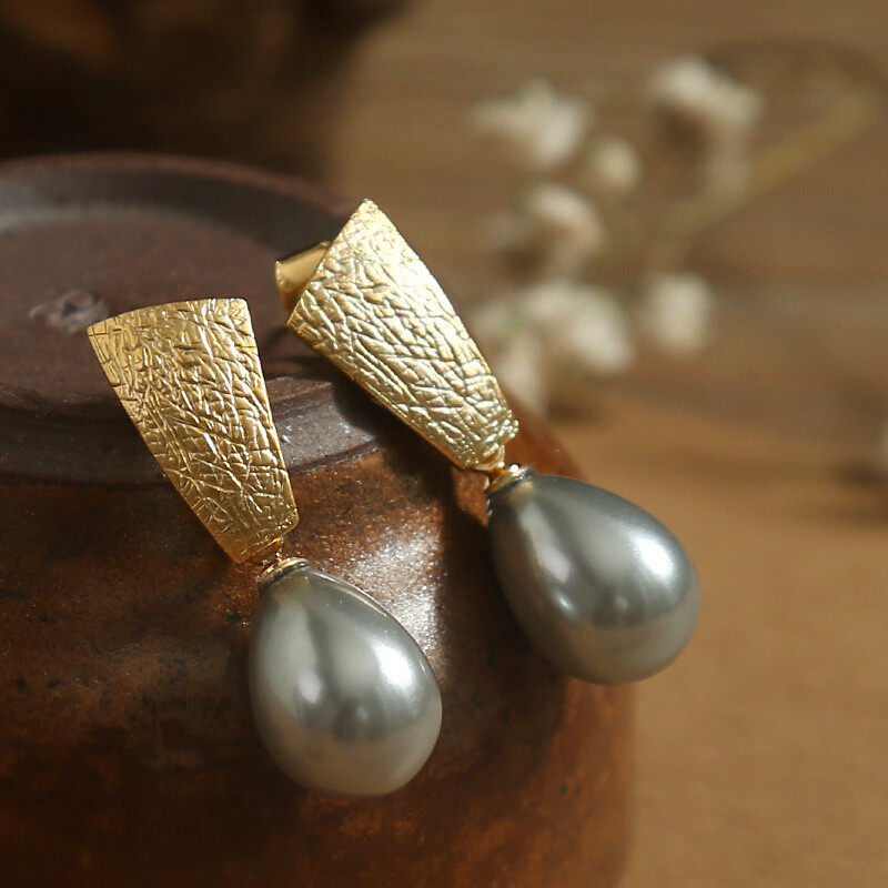 Pearl earrings