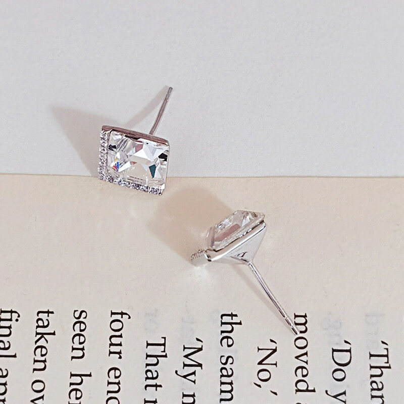 Rhinestone round & geo decor earrings