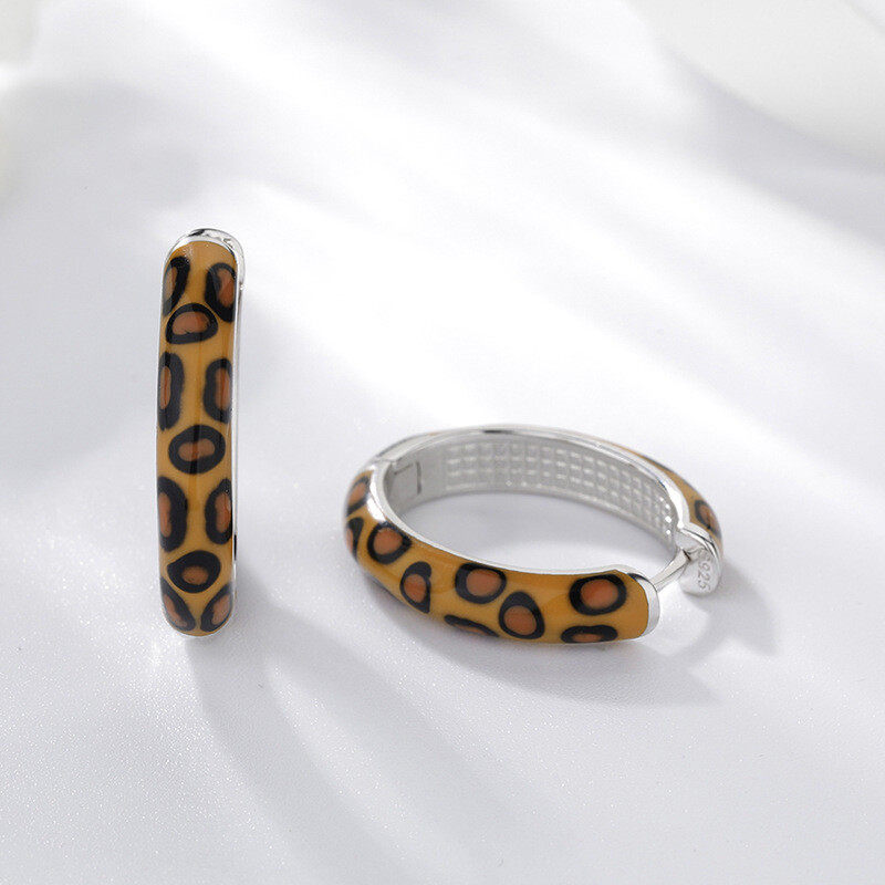 Dextera hoop earrings