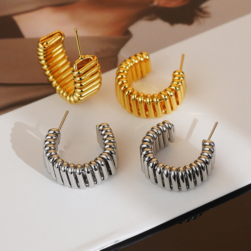 Dextera hoop earrings