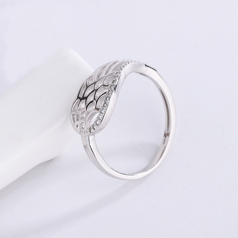 Wings ring