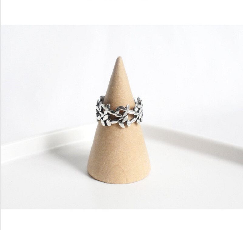 Simple maple leaves  rings s925