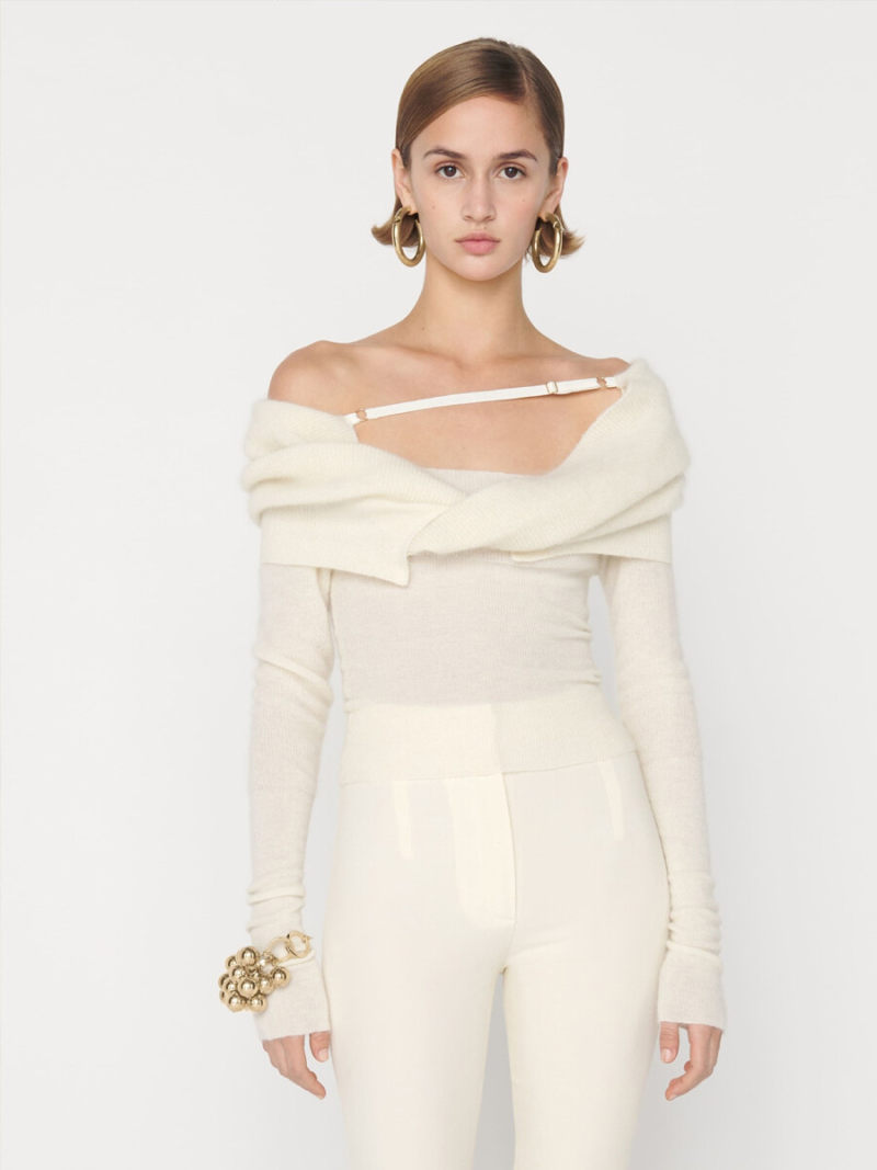 One Line Neck Long Sleeves Slim Tunic