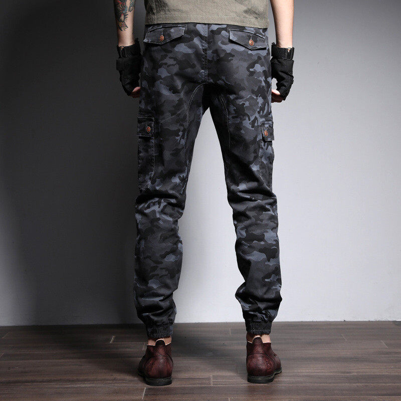 Men's Cargo Pants  in Enigmatic Color