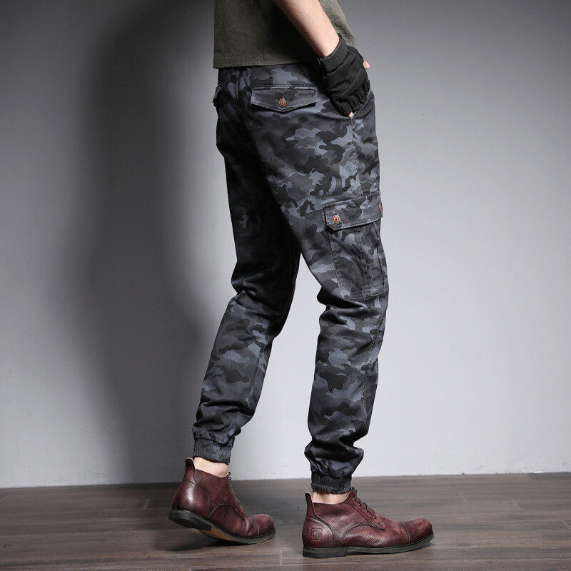 Men's Cargo Pants  in Enigmatic Color