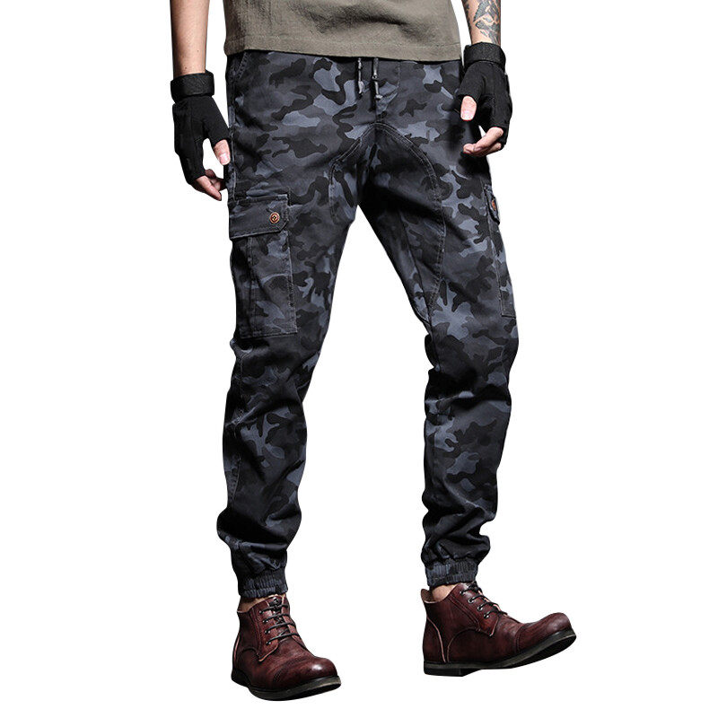 Men's Cargo Pants  in Enigmatic Color