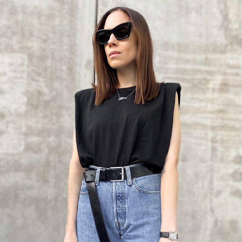 Solid Sleevesless Tee