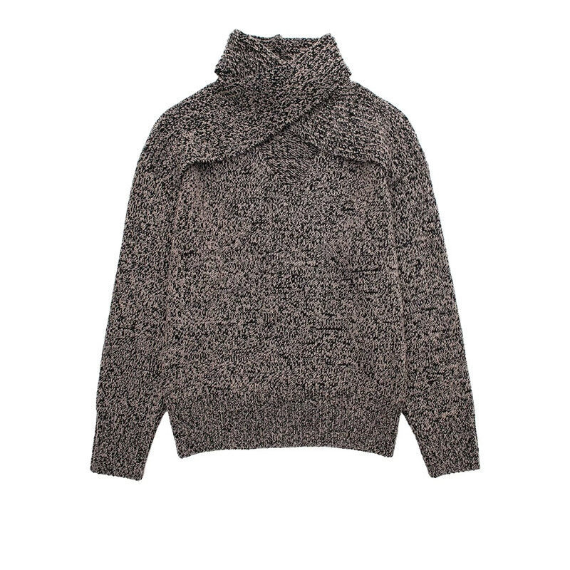Overlap Coller Pullover