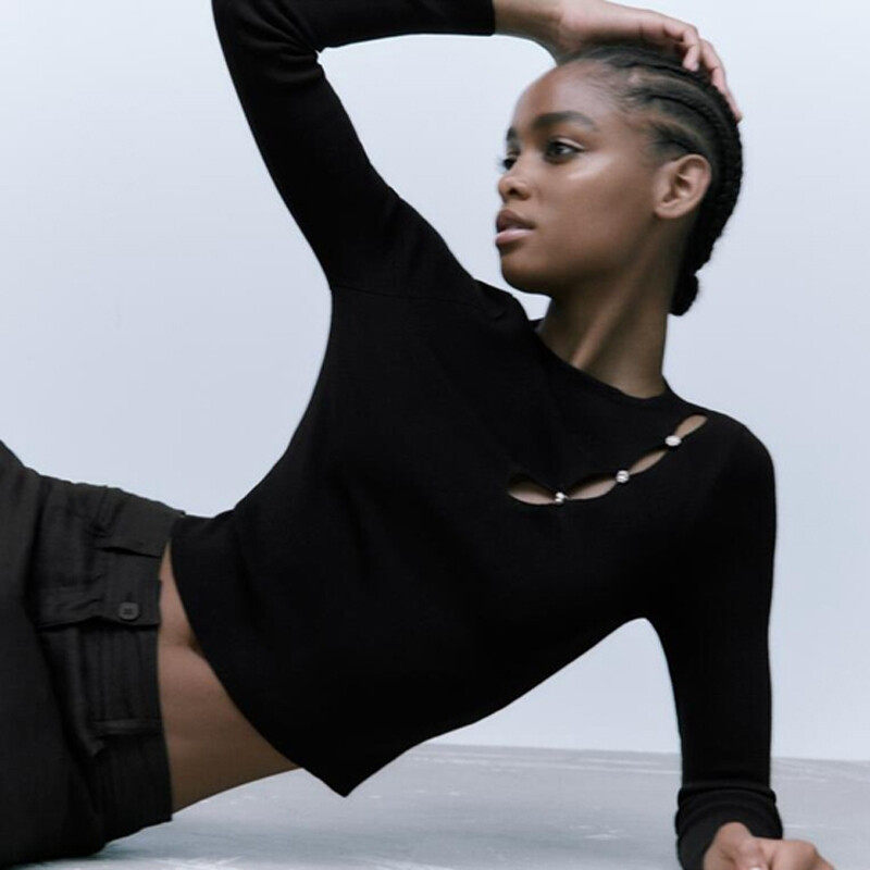 Round Neck Knit Top with Button detail