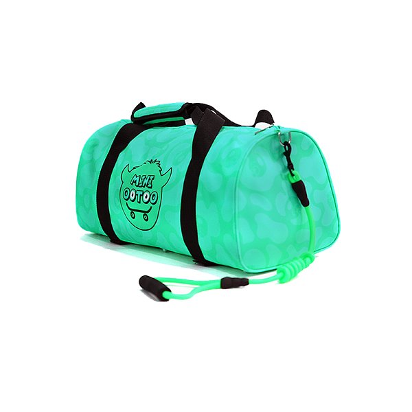 Four-wheel skateboard shoulder backpack