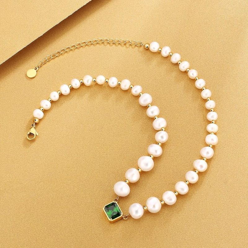 8mm May Birthstone Emerald Freshwater Pearl Beaded Necklace