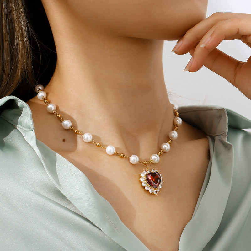 8mm 18in Diamond Red Ruby Heart Pendant Pearl Necklace for Women